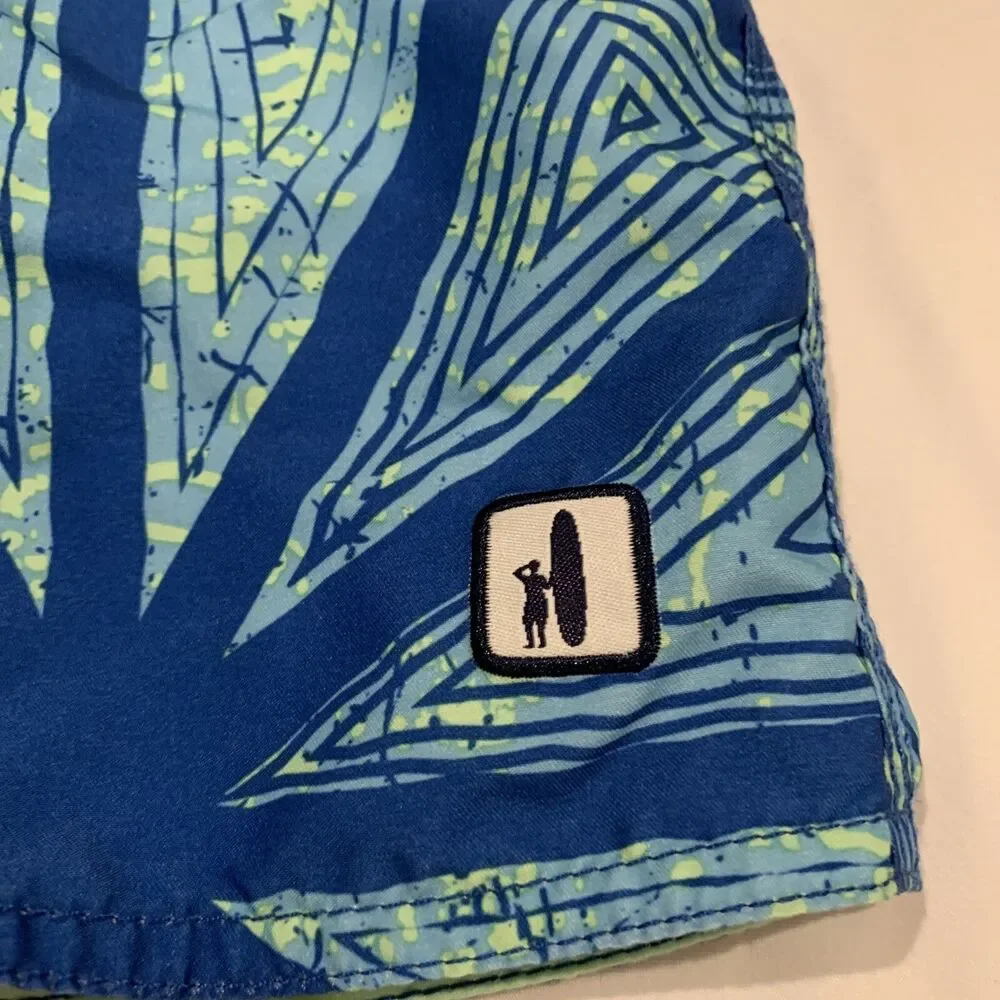 JOHNNIE-O $55 BOYS HALF ELASTIC 